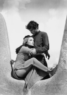 He and She (1967) - Stream Online