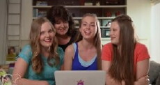 Monique's Guide to Starting a Dance Group (2014) - Stream Online