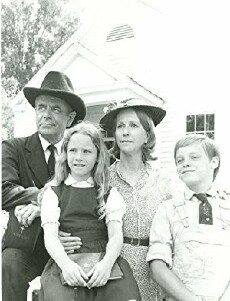 The Family Holvak (1975) - Stream Online