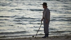 The Shell Collector (2016) - Stream Online