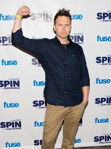 A Different Spin with Mark Hoppus (2010) - Stream Online