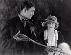 A City Sparrow (1920) - Stream Online
