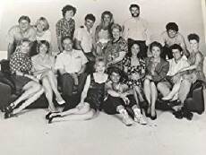 Family and Friends (1990) - Stream Online
