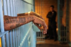 Life Inside Jail: Hell on Earth (2016) - Stream Online