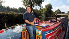 Narrow Boat Afloat (2006) - Stream Online