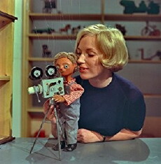 Hos Ingrid og Lillebror (1971) - Stream Online