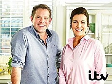 Save Money: Good Food (2017) - Stream Online
