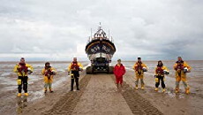 Saving Lives at Sea (2016) - Stream Online
