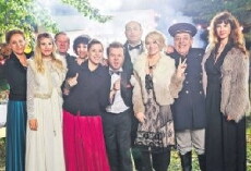 La bloc: dupa 10 ani (2013) - Stream Online