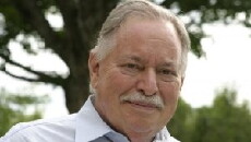 Jacques Parizeau: L'homme derrière le complet trois-pièces (2005) - Stream Online
