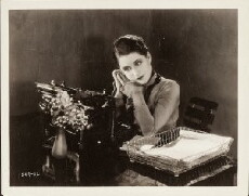 His Secretary (1925) - Stream Online