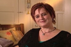 Trading Spouses: Meet Your New Mommy (2004) - Stream Online