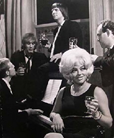 Queenie's Castle (1970) - Stream Online
