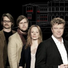 Løvebakken (2004) - Stream Online