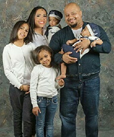 Counting Cowans: Faith, Family, & Hustle (2018) - Stream Online