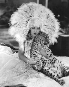 She's a Sheik (1927) - Stream Online