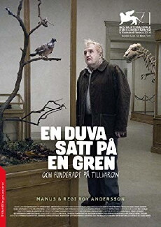 Eine Taube sitzt auf einem Zweig und denkt über das Leben nach (2014) - Stream Online