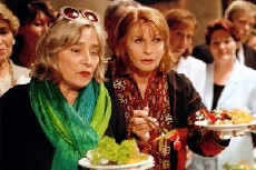 Probieren Sie's mit einem Jüngeren (2000) - Stream Online