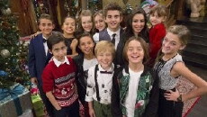 Nickelodeon's Ho Ho Holiday Special (2015) - Stream Online